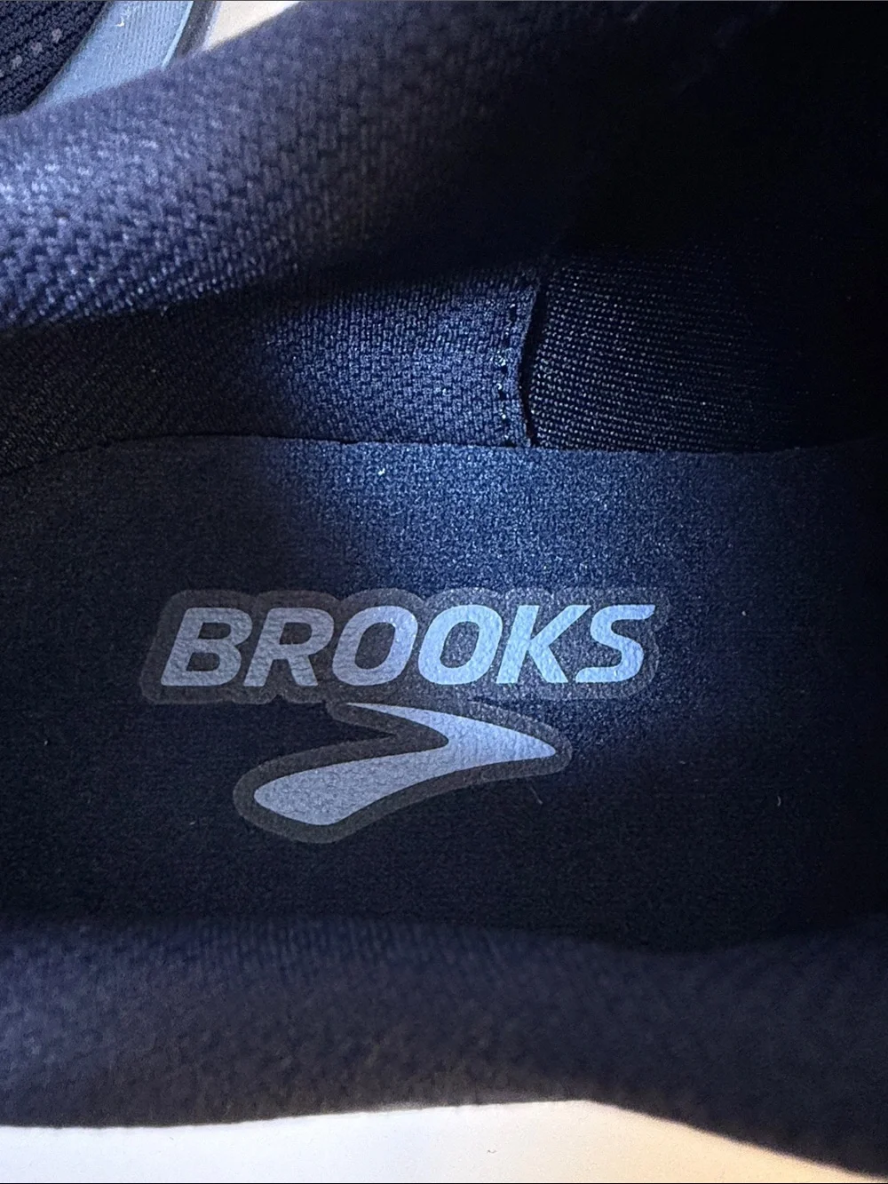 NIB Brooks Anthem 7 Men's Running Shoes - Sizes 8 & 9 Available!